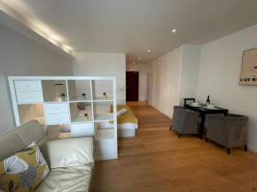 Pass the Keys Studio Apartment in the Iconic Cube